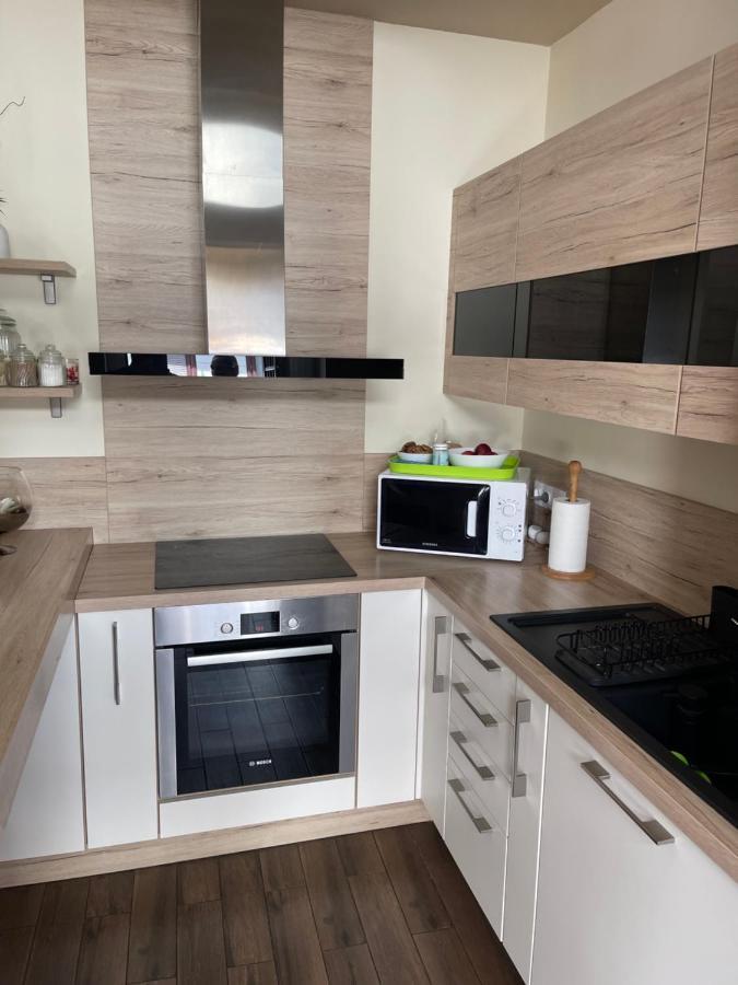 Hermes Apartament Boedapest Buitenkant foto